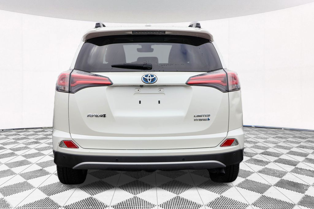 2018 Toyota RAV4 Hybrid Limited 10