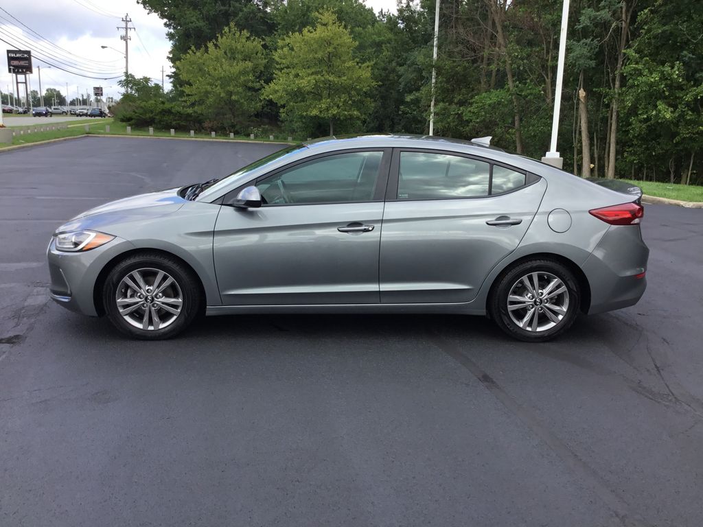 Thumbnail: 2018 Hyundai Elantra - 2