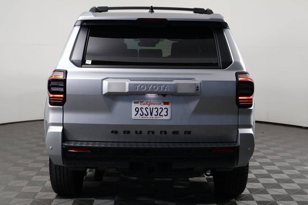 Thumbnail: 2025 Toyota 4Runner - 5