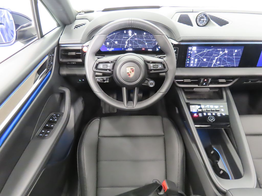 Thumbnail: 2024 Porsche Macan - 17