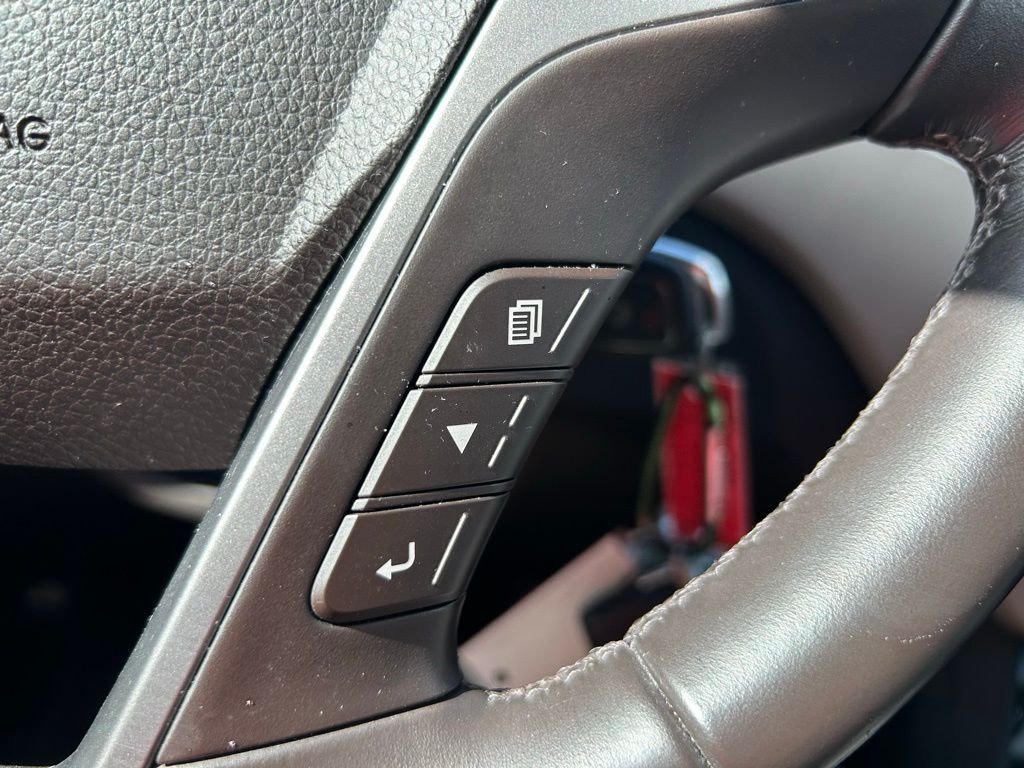Thumbnail: 2013 Hyundai Santa Fe - 21
