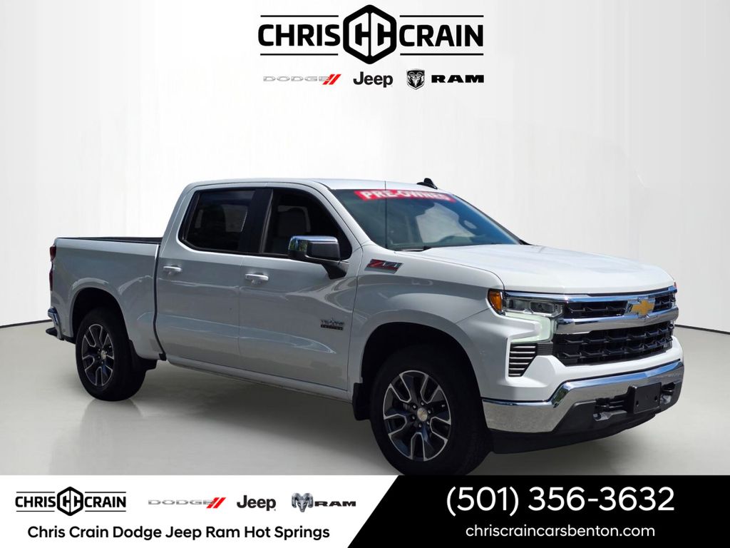 2025 Chevrolet Silverado 1500 LT Crew Cab 4WD