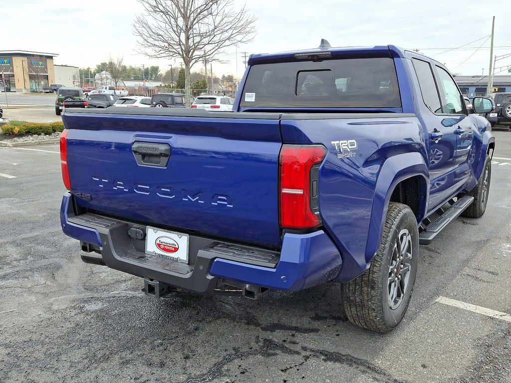 2025 Toyota Tacoma TRD Sport 4