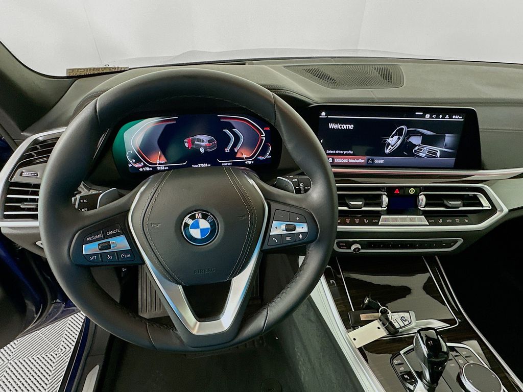 Thumbnail: 2023 BMW X5 - 10