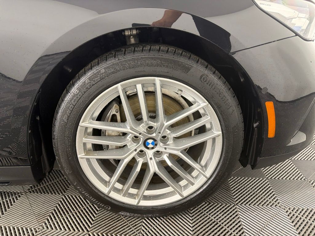 Thumbnail: 2024 BMW 5 Series - 11