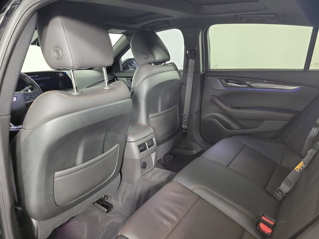 2025 Cadillac CT5 V-Series - 11