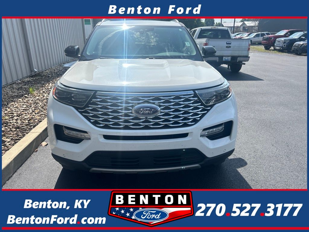 White Metallic 2022 Ford Explorer SUV / Crossover All-Wheel Drive Automatic