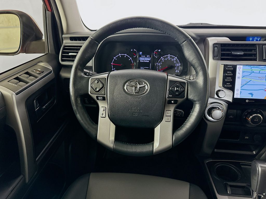 2023 Toyota 4Runner SR5 24