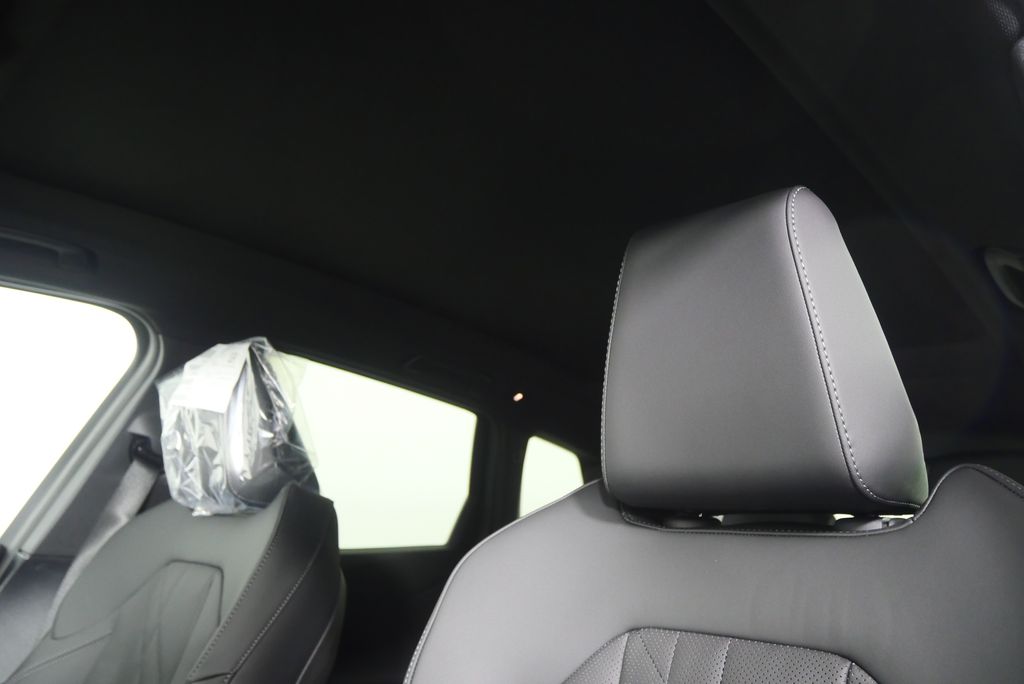 Thumbnail: 2026 BMW X3 - 11