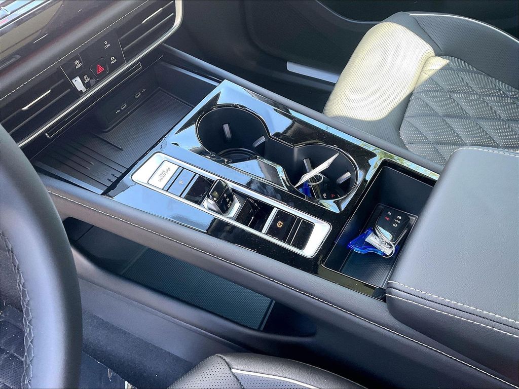 2026 Volkswagen Atlas — photo 13