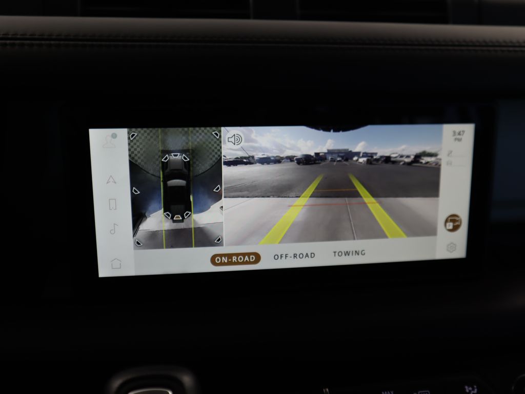 Thumbnail: 2024 Land Rover Defender - 15