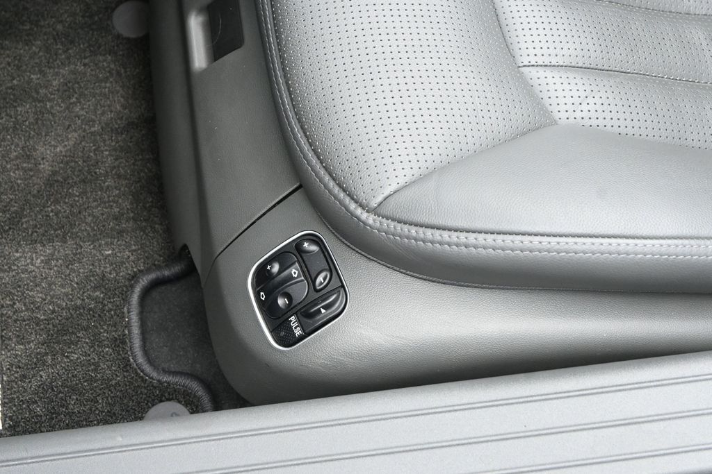 2006 Mercedes-Benz SL 55 AMG 