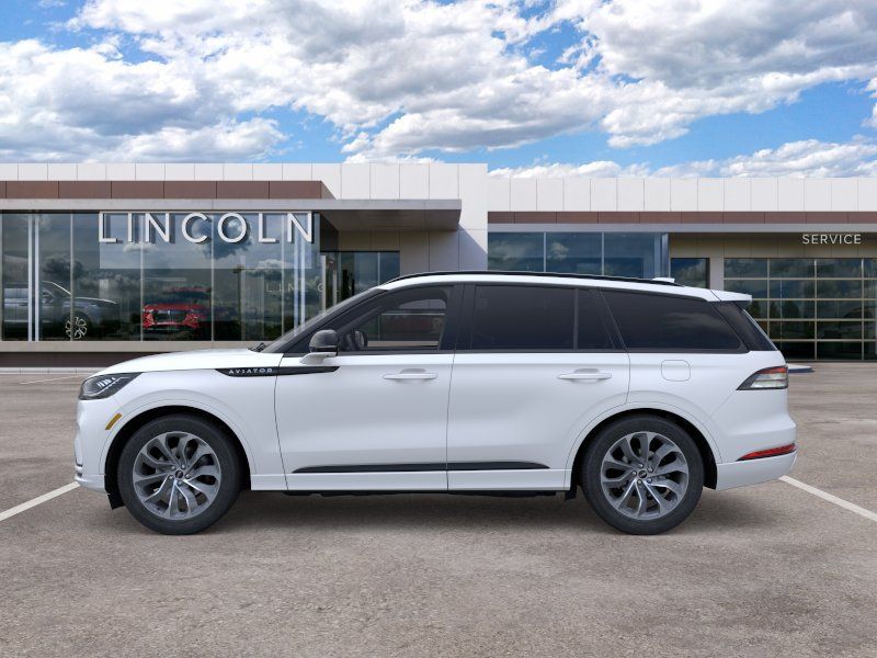 Thumbnail: 2026 Lincoln Aviator - 3