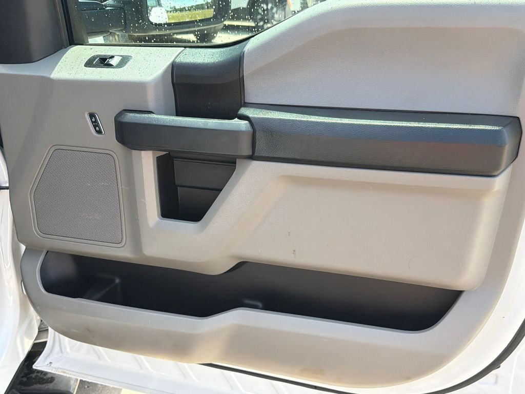 Used 2017 White Ford XL image 14
