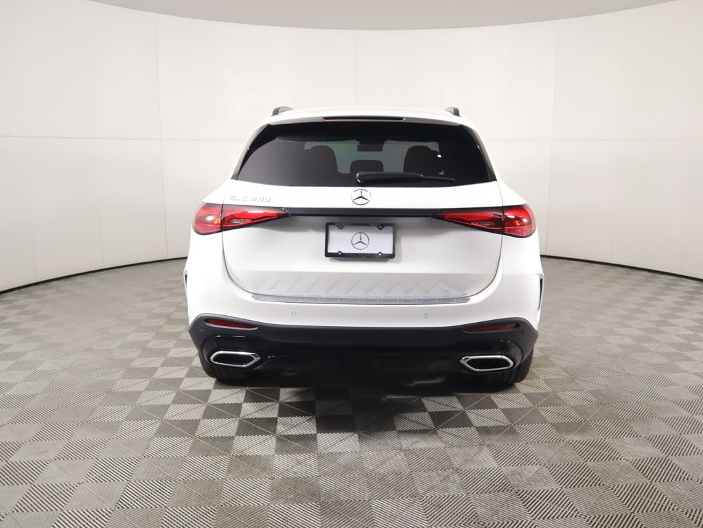 Thumbnail: 2026 Mercedes-Benz GLC - 6