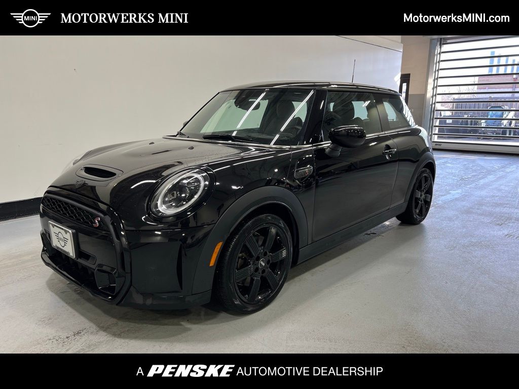 2022 MINI Cooper S -
                Golden Valley, MN