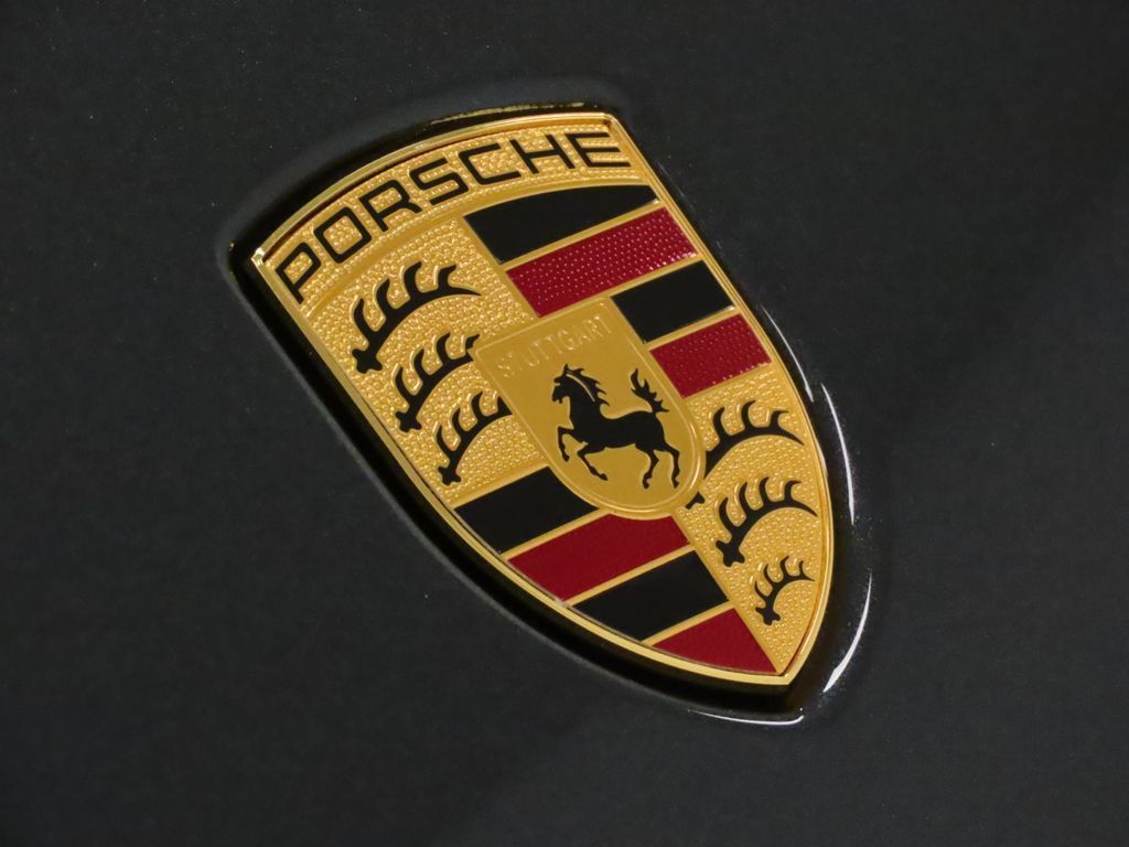 Thumbnail: 2026 Porsche Macan - 14