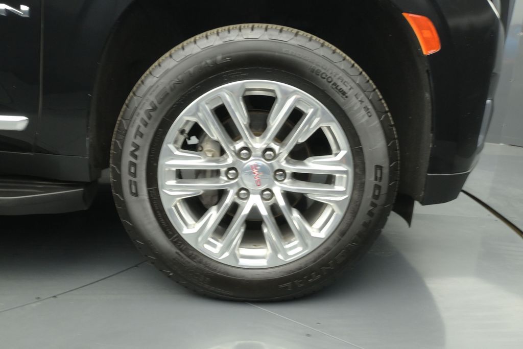2022 GMC Yukon SLT - Photo 29