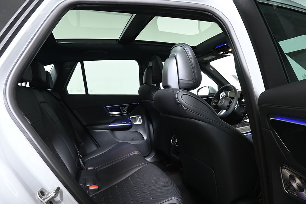 Thumbnail: 2026 Mercedes-Benz GLC - 18