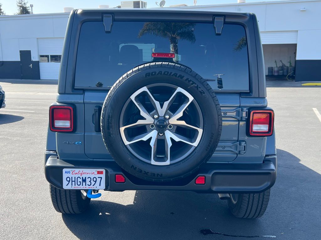 Thumbnail: 2024 Jeep Wrangler - 10