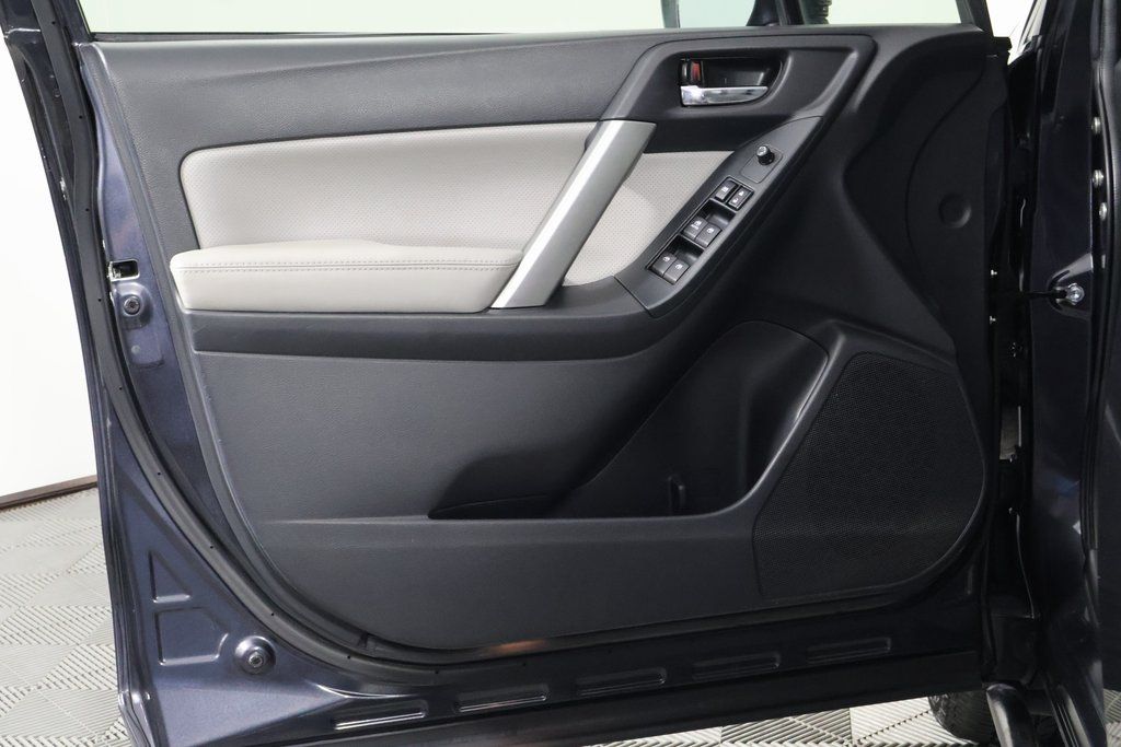 Thumbnail: 2016 Subaru Forester - 12