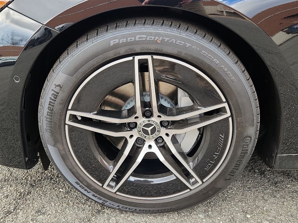 Thumbnail: 2026 Mercedes-Benz E-Class - 5