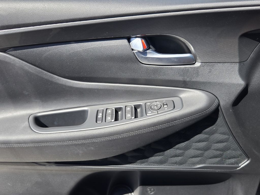 2023 Hyundai Santa Fe - $22,347