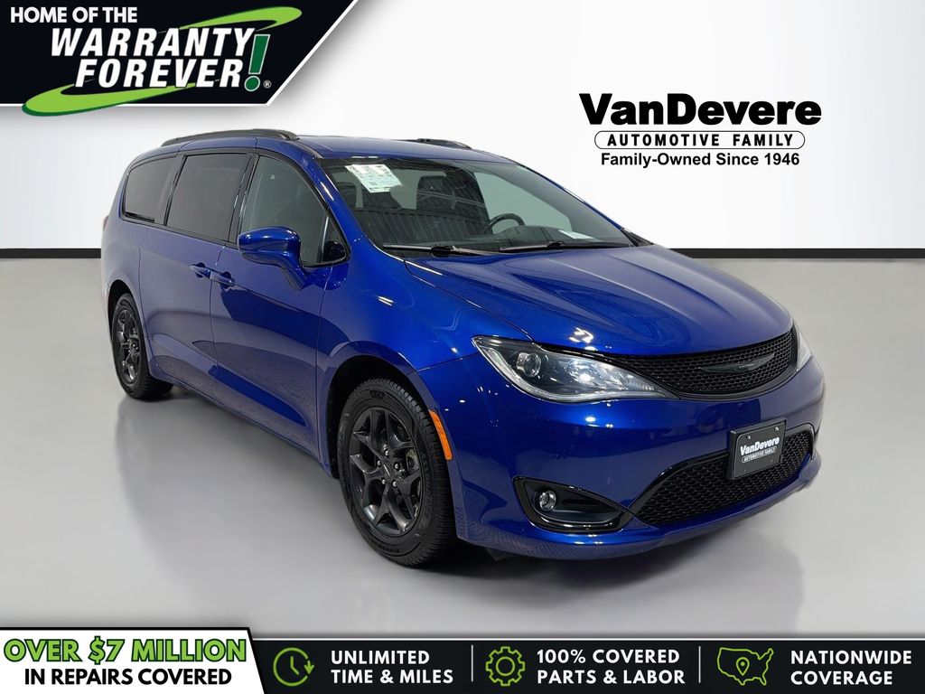 Ocean Blue Metallic 2020 Chrysler Pacifica Minivan Front-Wheel Drive 9-Speed Automatic