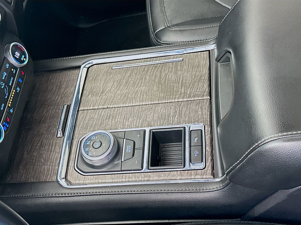 Thumbnail: 2021 Ford Expedition MAX - 17