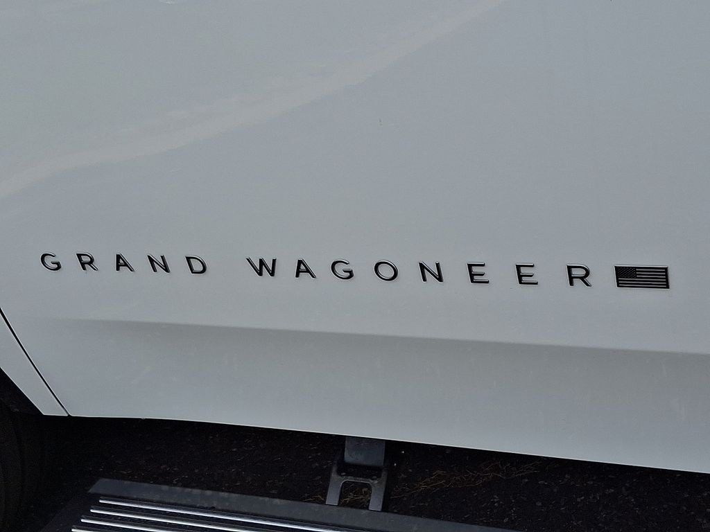 New 2026 Jeep Grand Wagoneer SUV