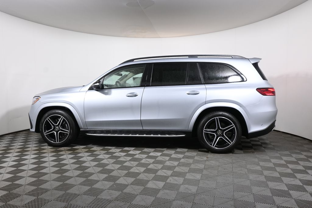 Thumbnail: 2026 Mercedes-Benz GLS - 2