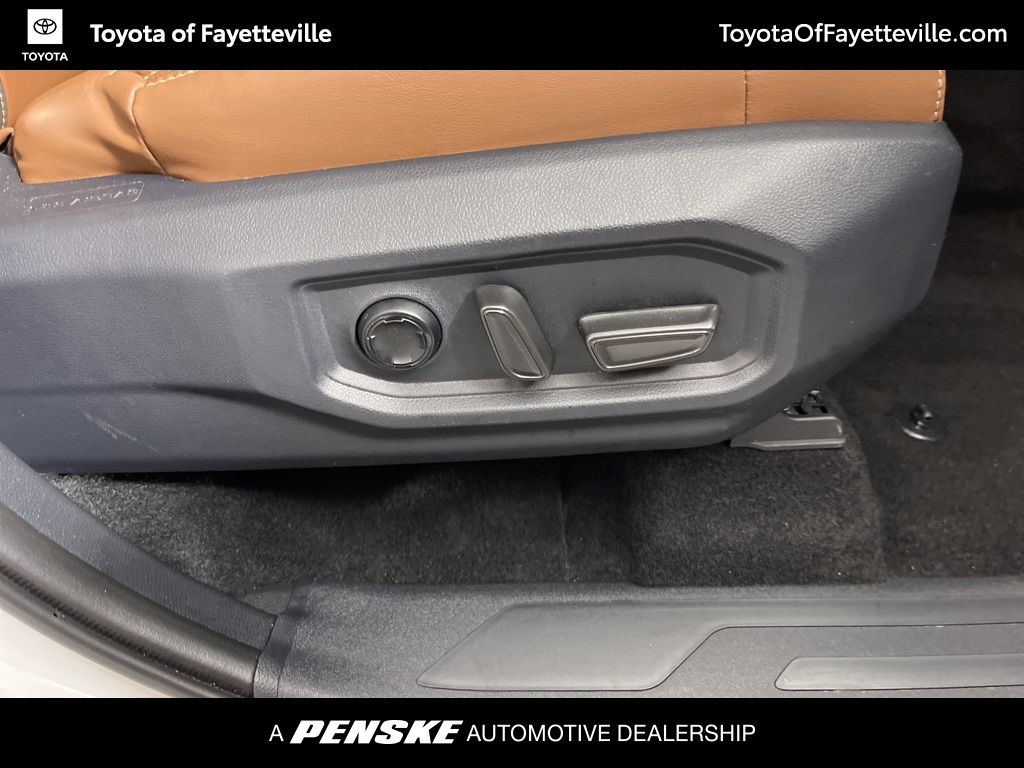 Thumbnail: 2025 Toyota Tundra - 8