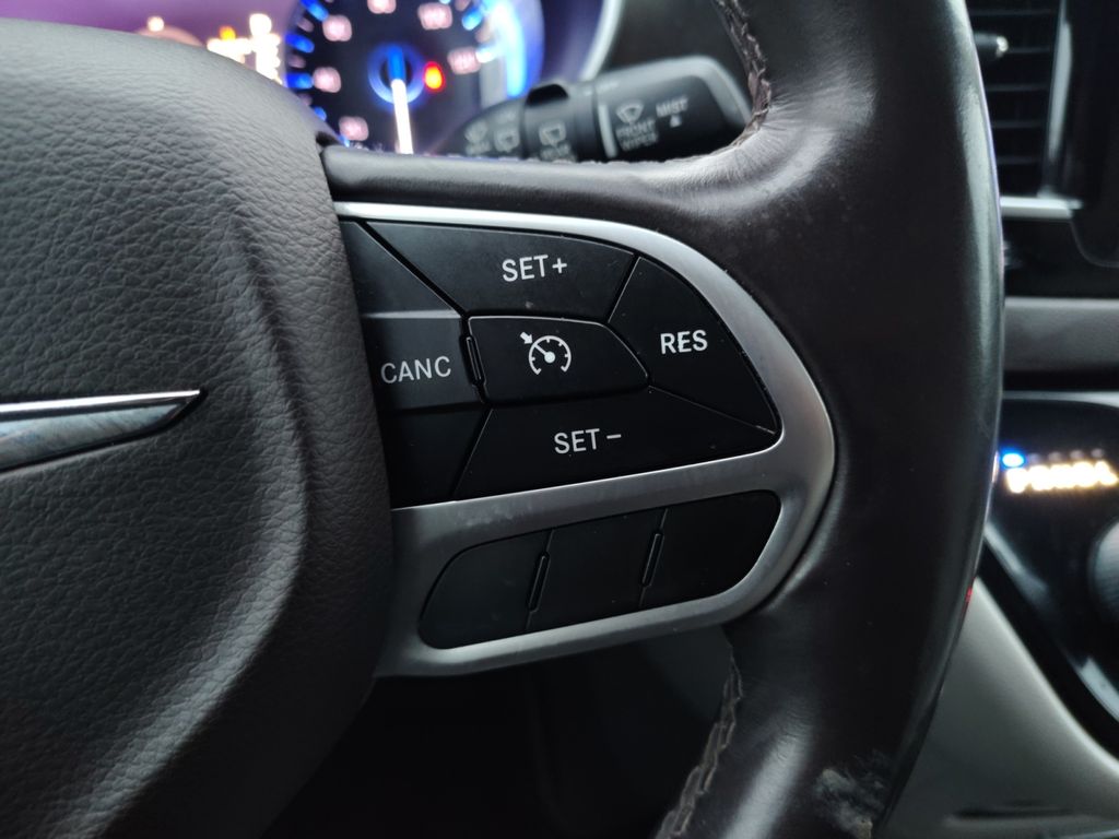 Used Car 2017 Chrysler Pacifica  Touring L Plus For Sale Under $12,000 In Austin, Texas