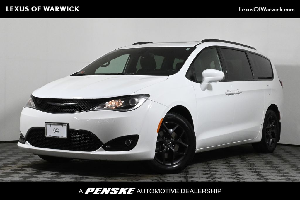 2018 Chrysler Pacifica  -
                Warwick, RI