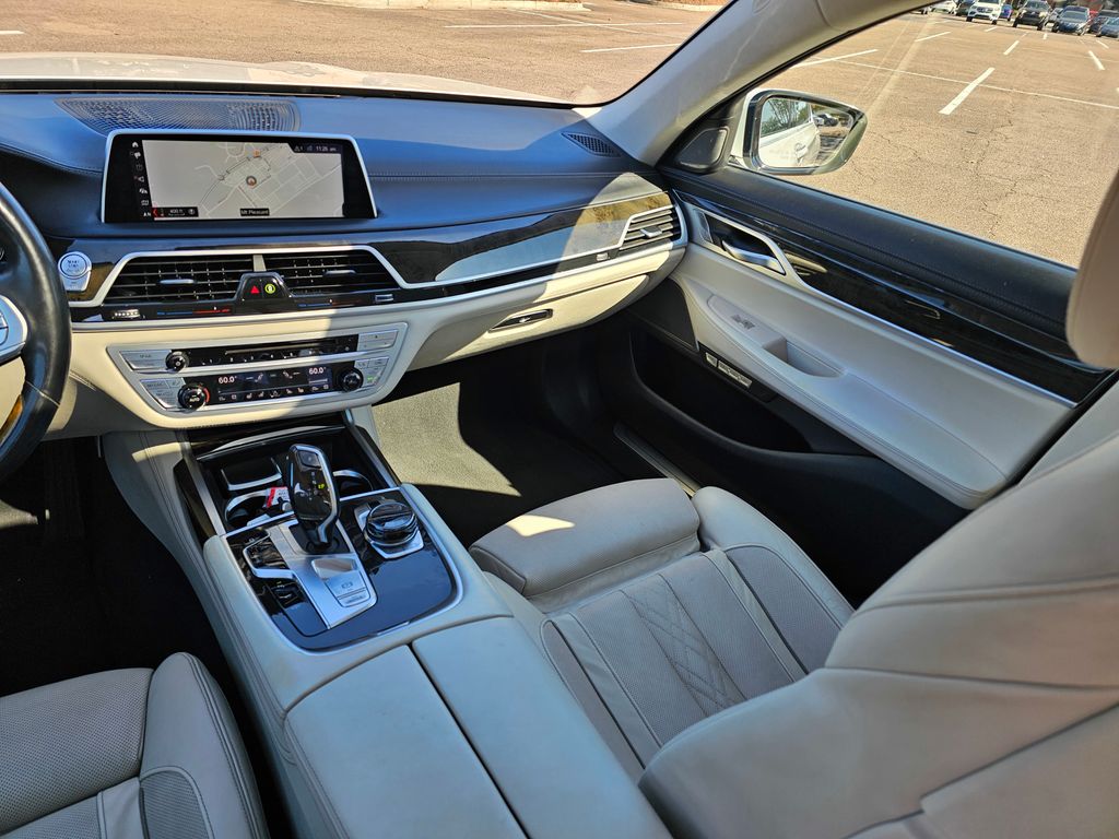 2018 BMW 7 Series 750i xDrive 30