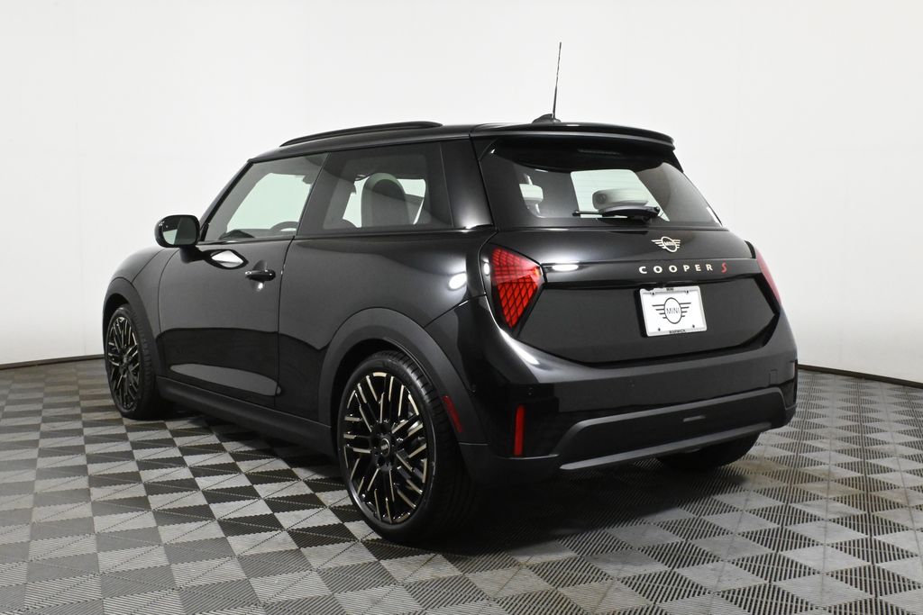 Thumbnail: 2025 MINI Cooper - 5