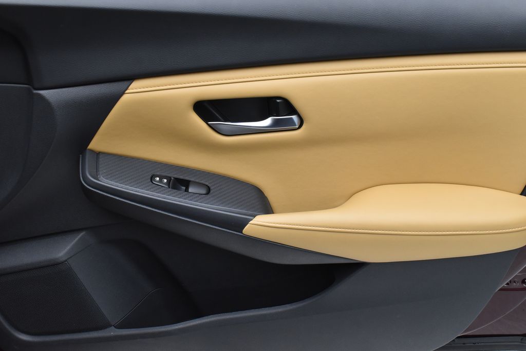 Thumbnail: 2023 Nissan Sentra - 21