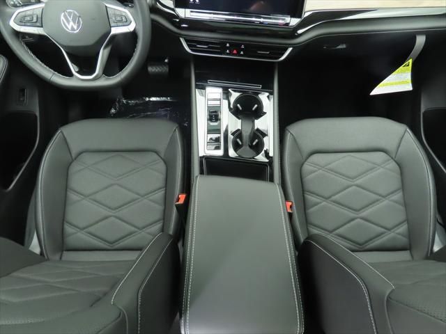 Thumbnail: 2026 Volkswagen Atlas - 16