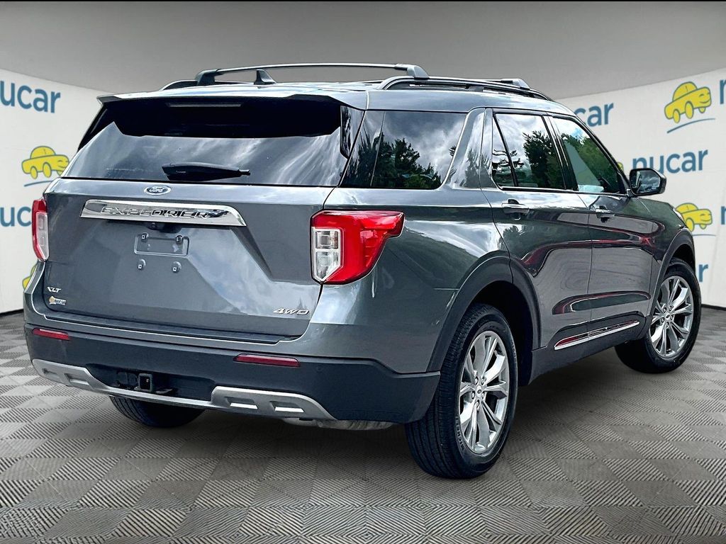 2023 Ford Explorer — photo 6