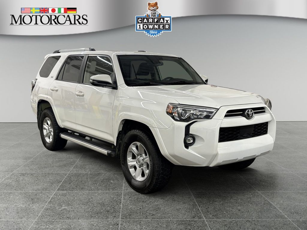 White 2022 Toyota 4Runner SUV / Crossover Four-Wheel Drive 5-Speed Automatic