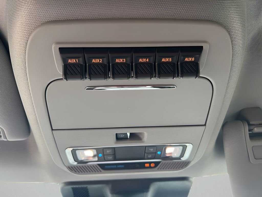 2025 Ford F-350SD