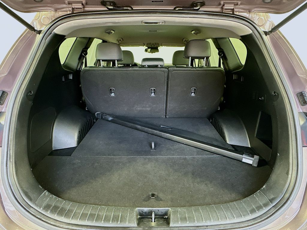 Thumbnail: 2019 Hyundai Santa Fe - 25