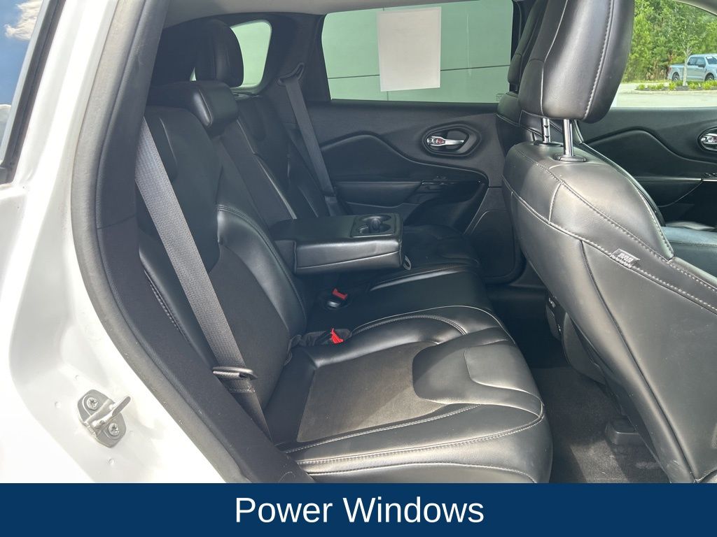 2021 Jeep Cherokee Altitude