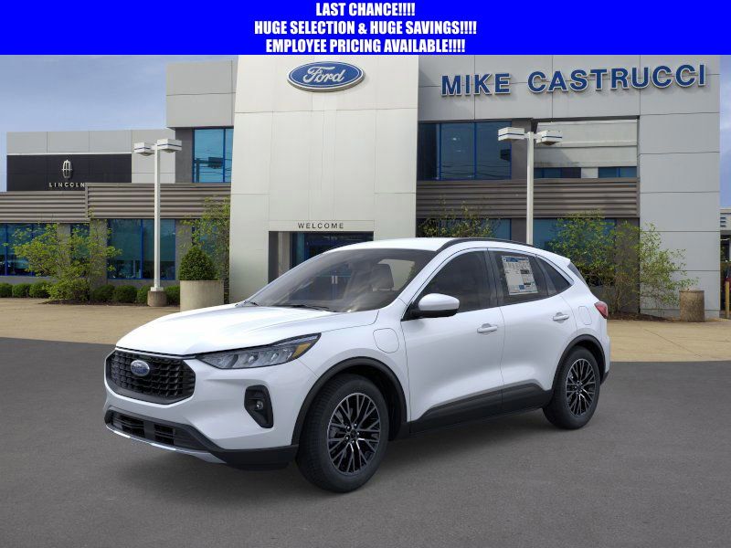 Silver Metallic 2026 Ford Escape Hybrid Plug-in FWD SUV / Crossover Front-Wheel Drive Continuously Variable Transmission