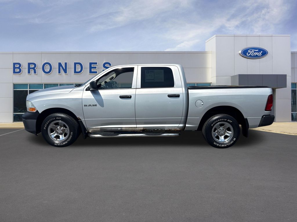 Bright Silver Metallic Clearcoat 2010 Dodge RAM 1500 Pickup Truck Four-Wheel Drive 5-Speed Automatic