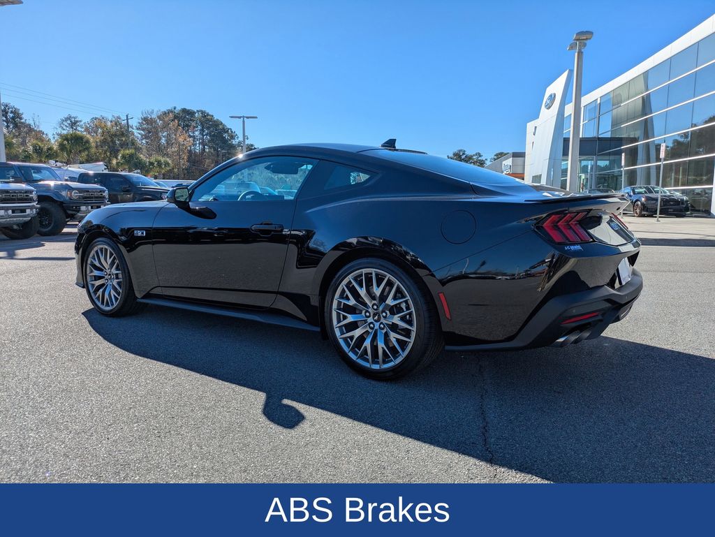 2026 Ford Mustang GT Premium Fastback