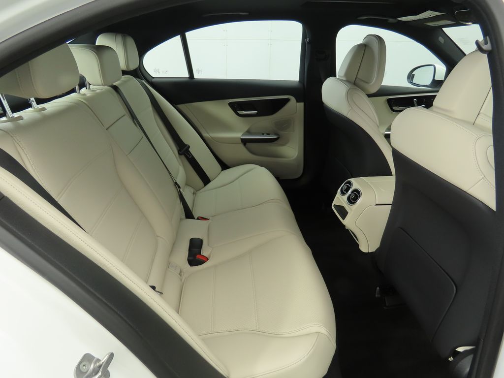 2025 Mercedes-Benz C-Class C 300 23