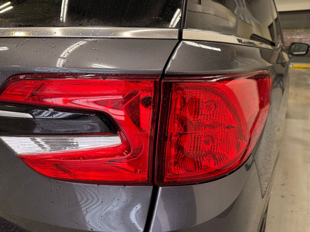 Thumbnail: 2023 Honda Odyssey - 5