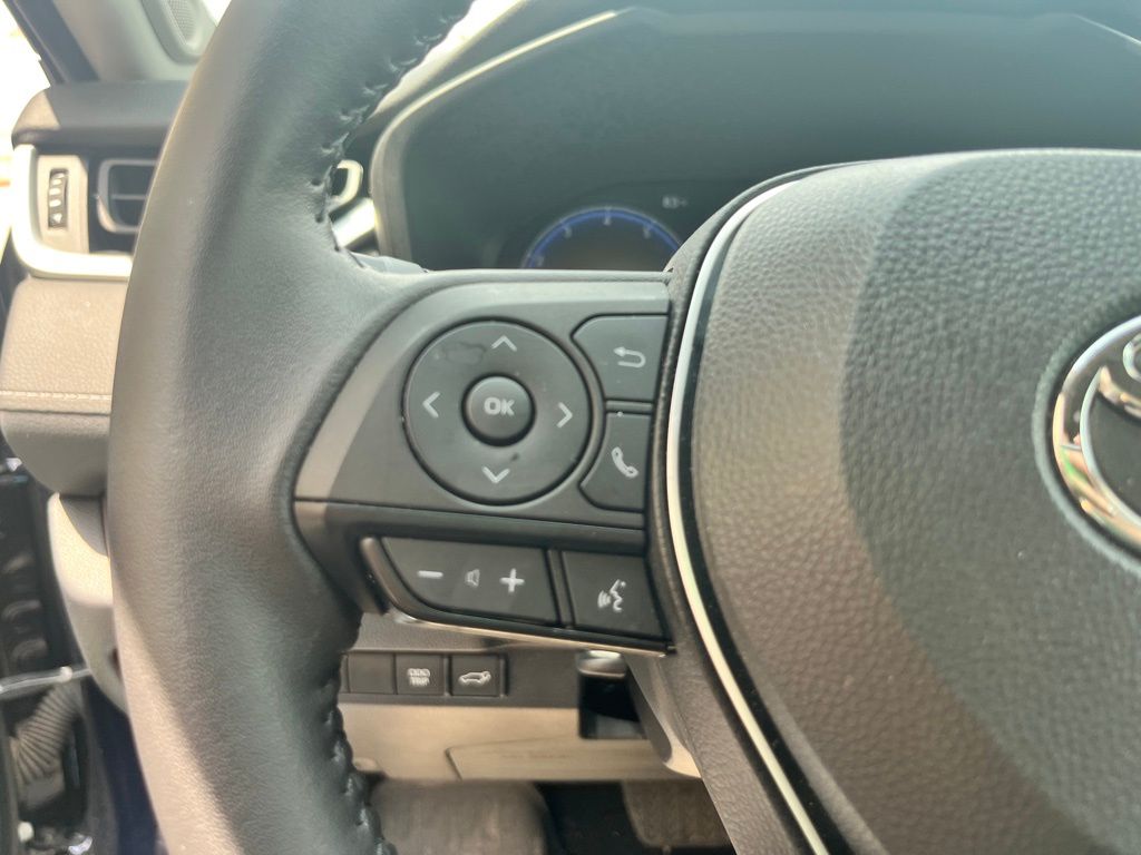 2024 Toyota RAV4 Limited 32