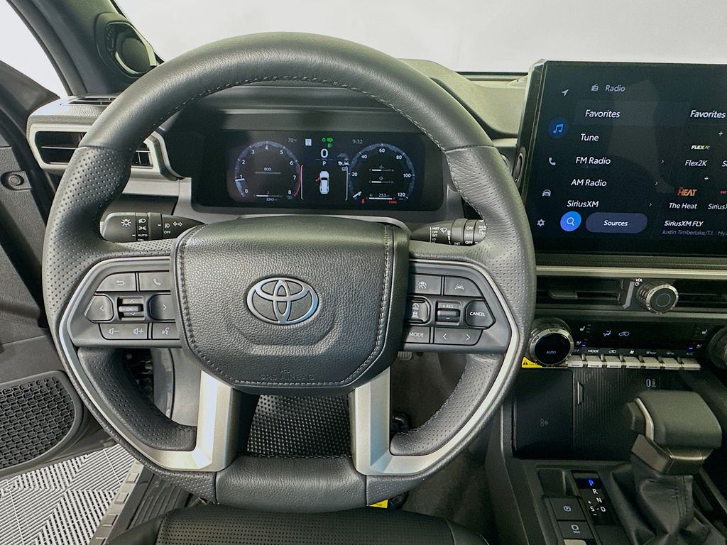 Thumbnail: 2025 Toyota 4Runner - 11